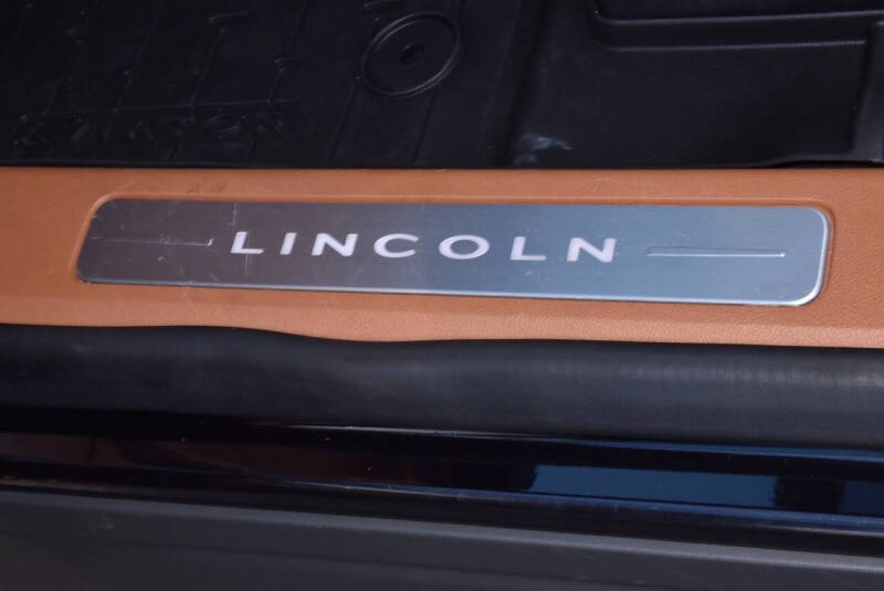 2022 Lincoln Aviator Black Label