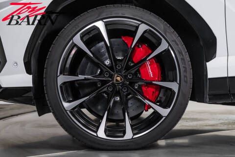 2022 Lamborghini Urus