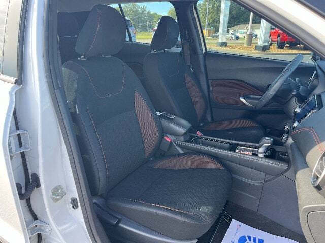 2023 Nissan Kicks 25