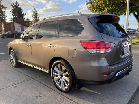 2013 Nissan Pathfinder SV