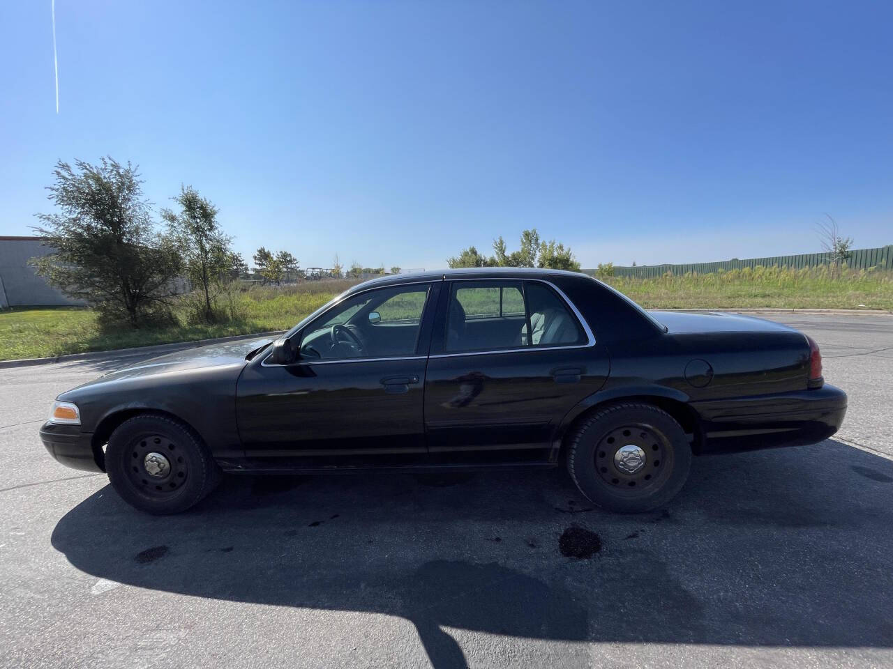 2011 Ford Crown Victoria for sale at Twin Cities Auctions in Elk River, MN