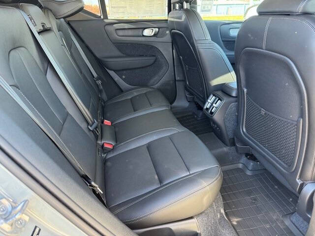 2026 Volvo XC40 B5 Plus