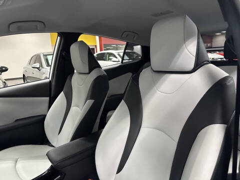 2022 Toyota Prius XLE