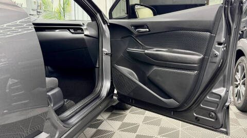 2018 Toyota C-HR XLE Premium