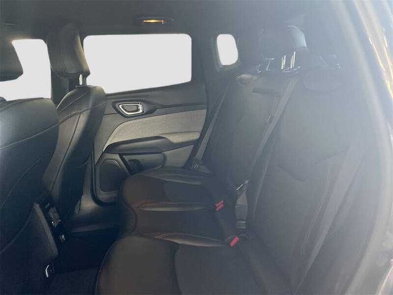 2023 Jeep Compass Latitude Lux