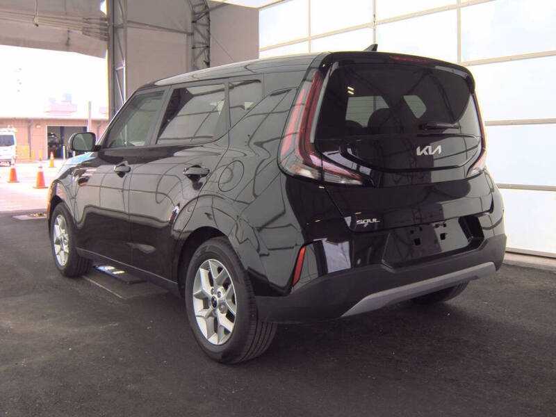 2025 Kia Soul LX