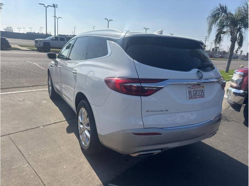 2020 Buick Enclave Essence