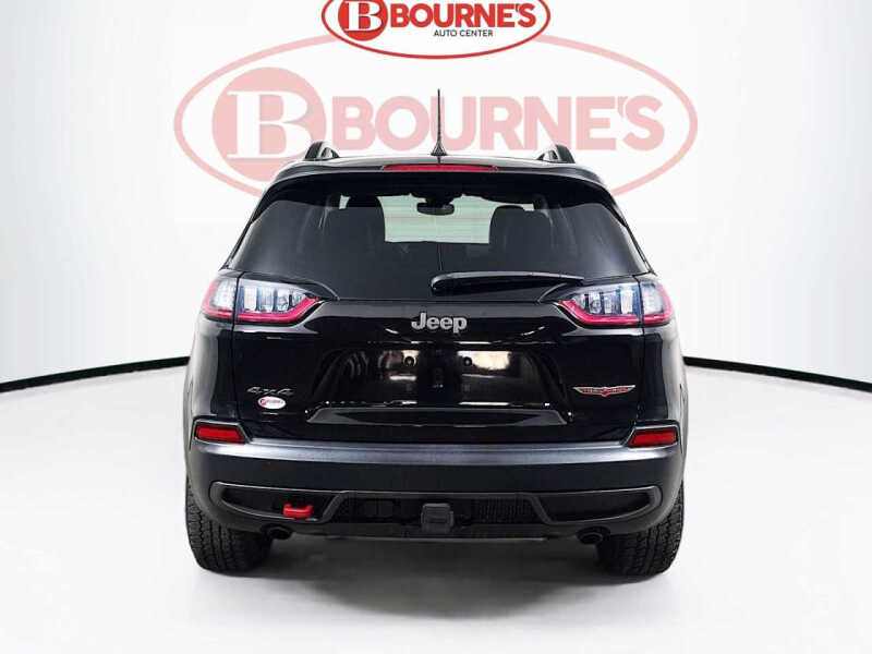 2022 Jeep Cherokee Trailhawk