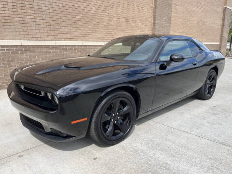 2018 Dodge Challenger SXT Plus