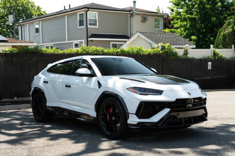 2024 Lamborghini Urus Performante