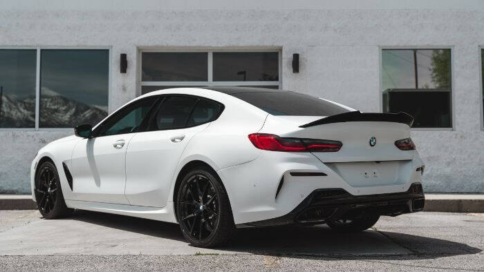 2022 BMW M850I