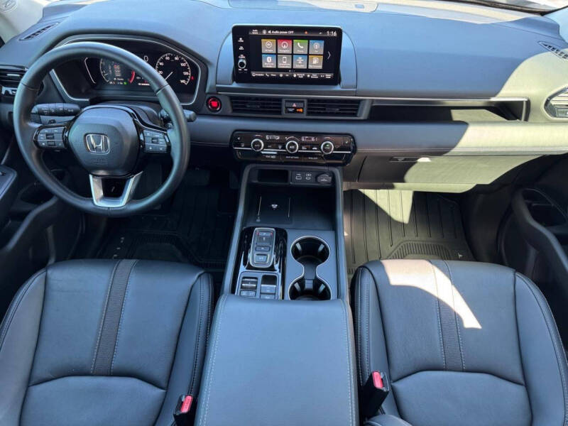2025 Honda Pilot Touring