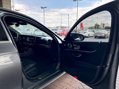 2017 Mercedes-Benz E-Class E 300 4MATIC