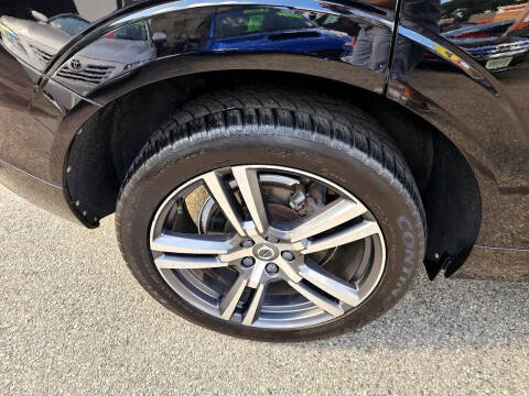 2018 Volvo XC60 T6 Momentum