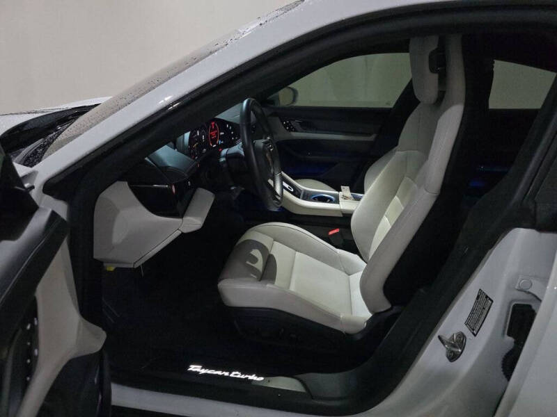 2020 Porsche Taycan Turbo