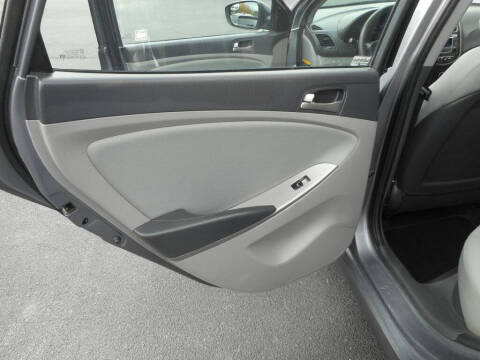 2015 Hyundai Accent GLS