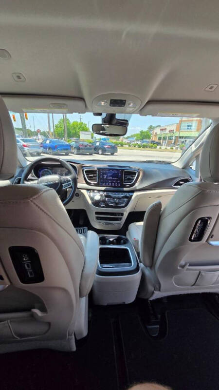 2018 Chrysler Pacifica Touring L Plus