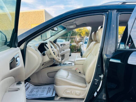 2014 Nissan Pathfinder S