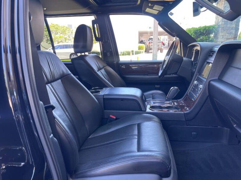2016 Lincoln Navigator L Select