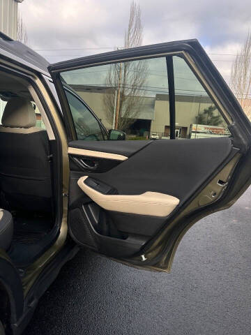 2022 Subaru Outback Premium