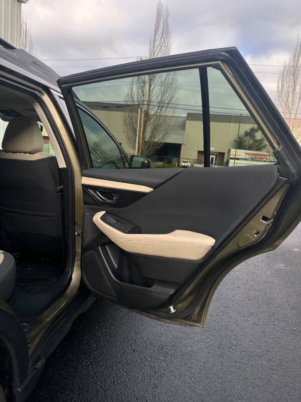 2022 Subaru Outback Premium