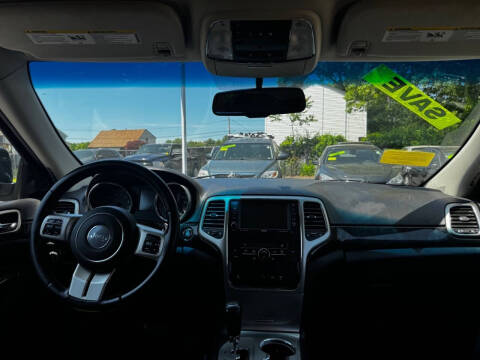 2011 Jeep Grand Cherokee Laredo