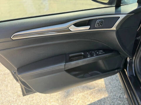 2019 Ford Fusion SEL