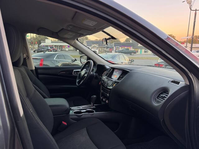 2020 Nissan Pathfinder S