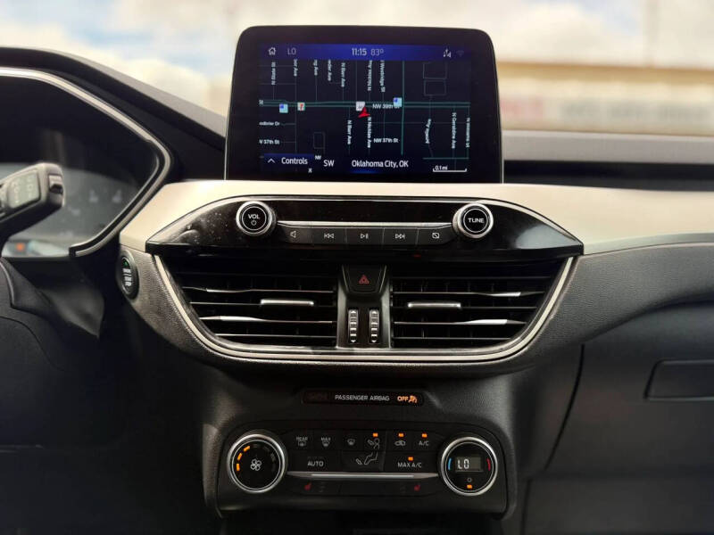 2020 Ford Escape SE
