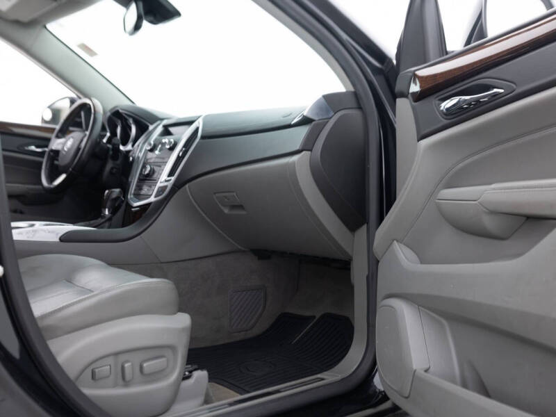 2011 Cadillac SRX Luxury Collection