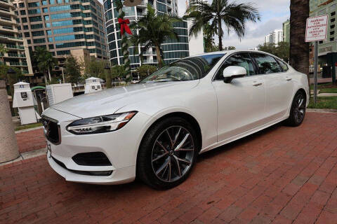 2019 Volvo S90 T5 Momentum