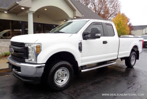 2019 Ford F-250 Super Duty for sale at DEALS UNLIMITED INC in Portage MI