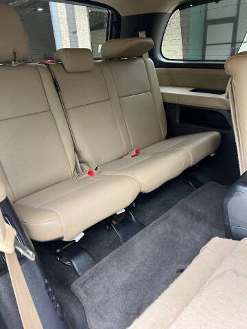 2013 Toyota Sequoia Platinum