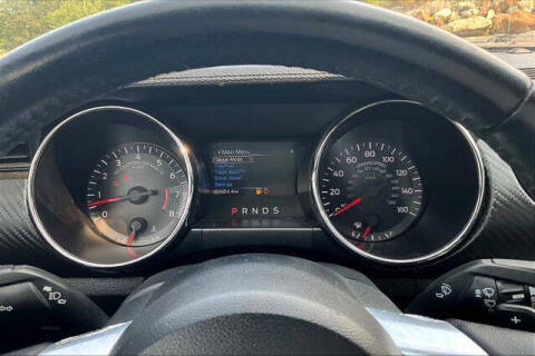 2016 Ford Mustang V6