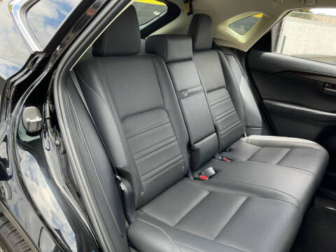 2017 Lexus NX 200t