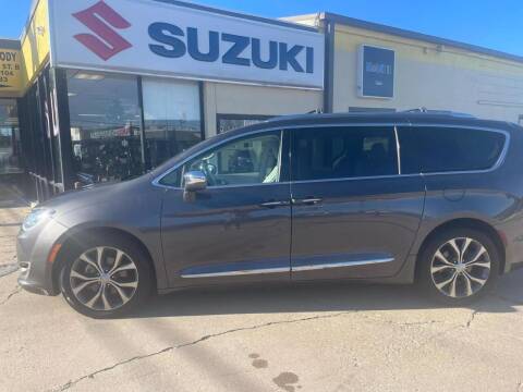 2017 Chrysler Pacifica for sale at Suzuki of Tulsa - Global car Sales in Tulsa OK