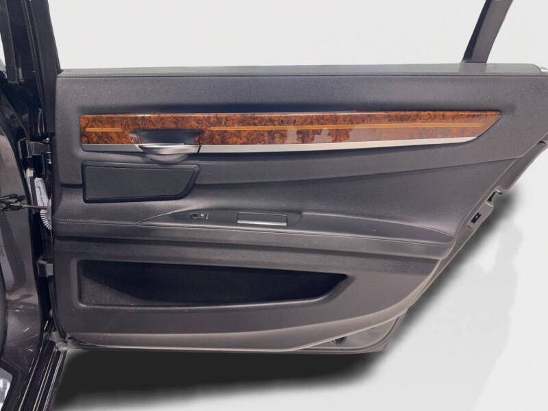 2013 BMW 7 Series 740Li xDrive