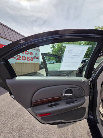 2004 Chrysler 300M