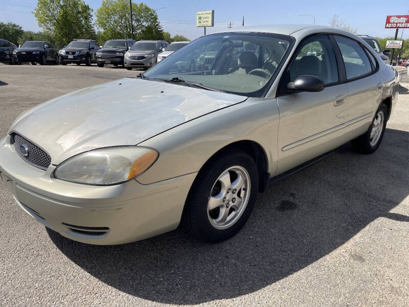 2006 Ford Taurus SE