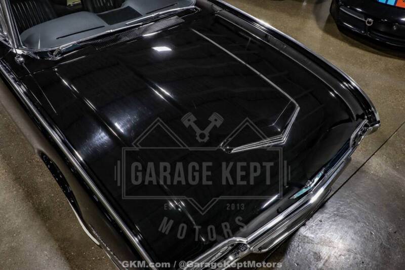 1961 Ford Thunderbird