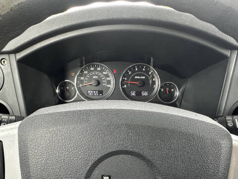 2010 Jeep Commander Sport