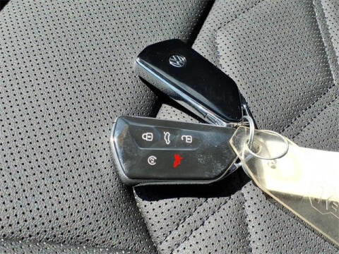 2024 Volkswagen Atlas Cross Sport SE 4Motion