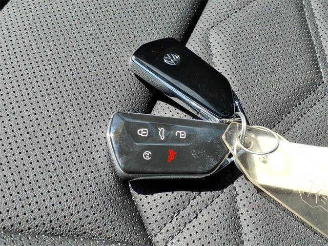 2024 Volkswagen Atlas Cross Sport SE 4Motion