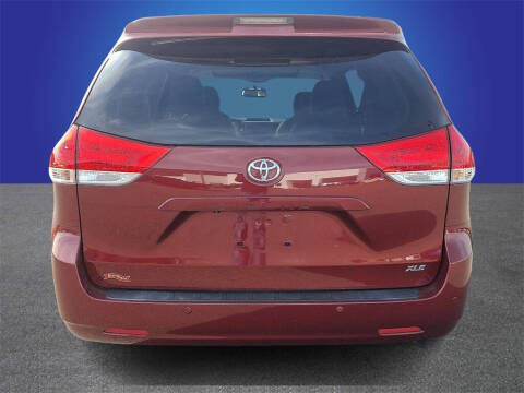 2014 Toyota Sienna