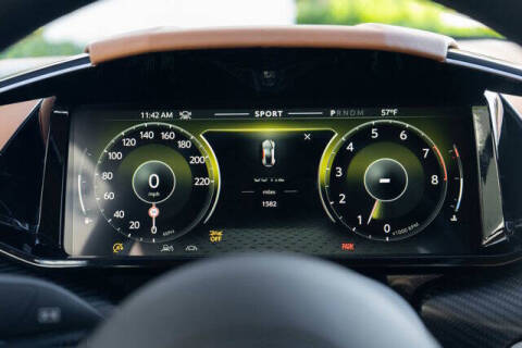 2025 Aston Martin Vantage