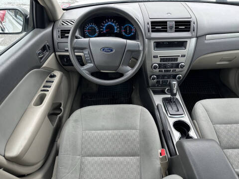 2012 Ford Fusion S