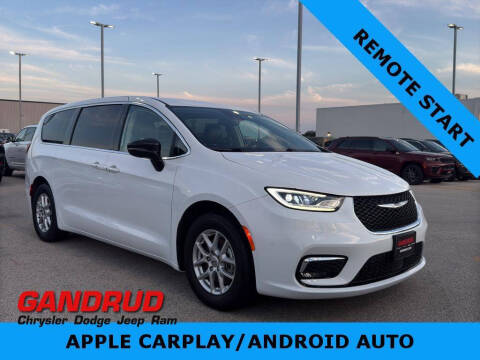 2024 Chrysler Pacifica