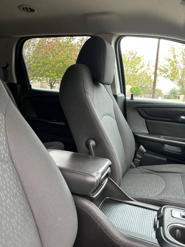 2016 GMC Acadia SLE-1