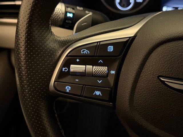 2025 Genesis G70
