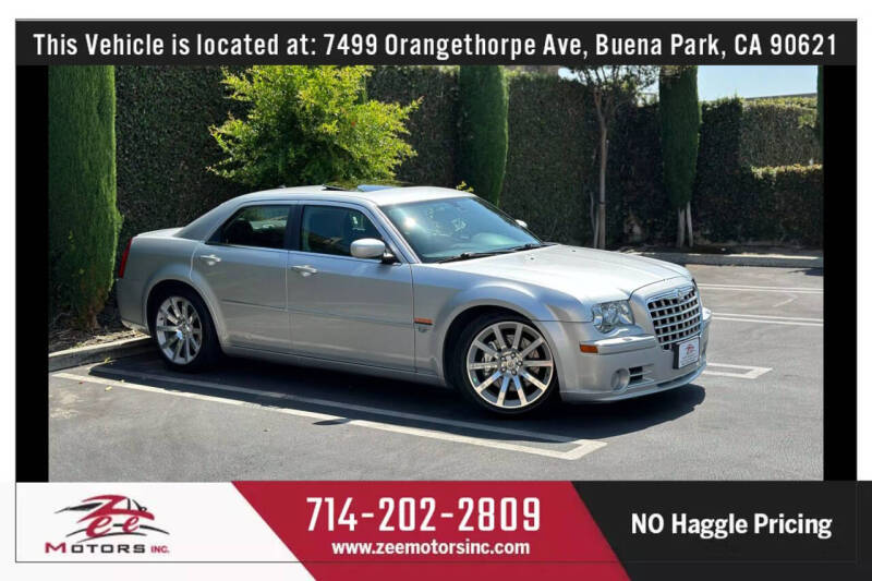 2005 Chrysler 300 SRT-8